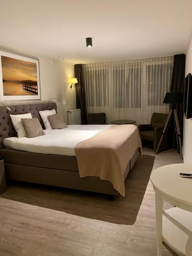 Hotel Buitenlust 헨덜루 외부 사진