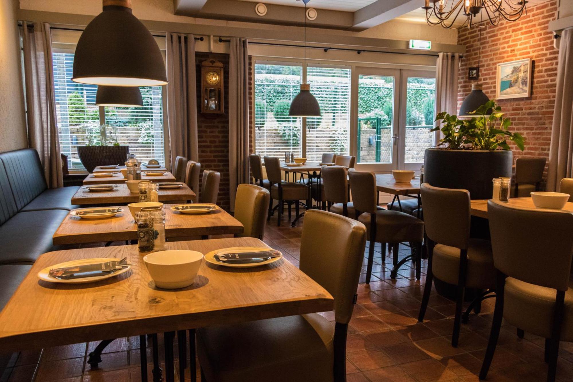 Hotel Buitenlust 헨덜루 외부 사진